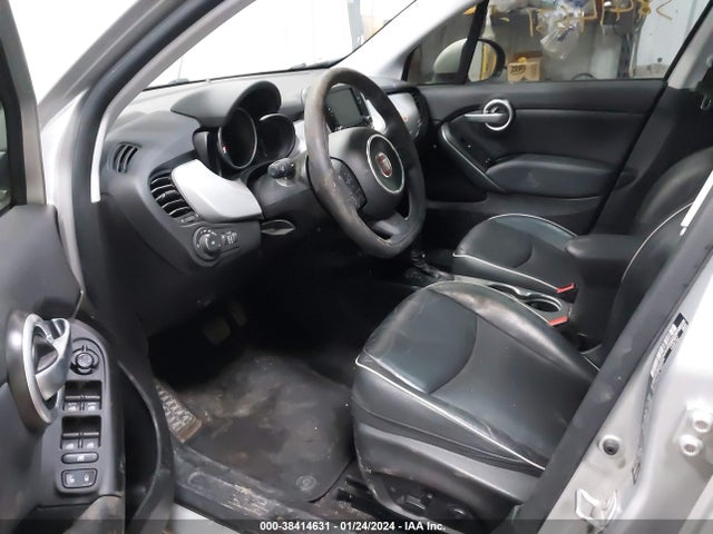 2017 FIAT 500X ZFBCFYDB9HP568453 Photo 4