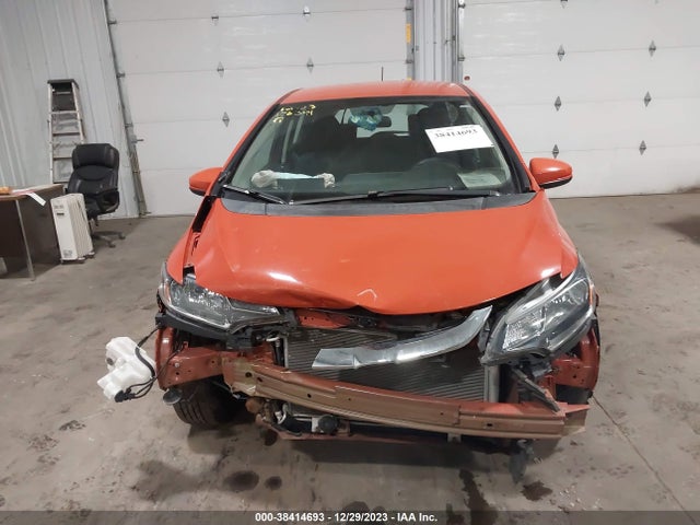 Honda FIT LX 2018 3HGGK5H49JM700144 Image 13