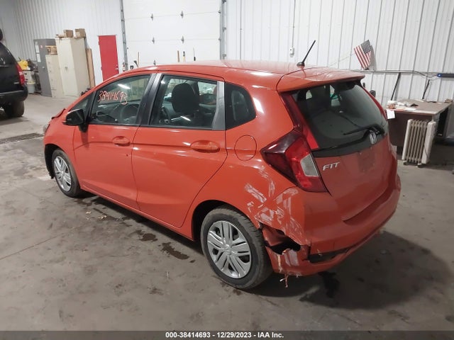 Honda FIT LX 2018 3HGGK5H49JM700144 Image 3