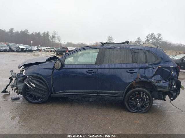 Mitsubishi Outlander Le 2018 JA4AZ3A31JZ027820 Image 14