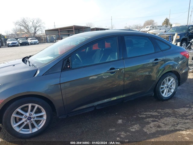 1FADP3F20GL398770 Ford FOCUS SE