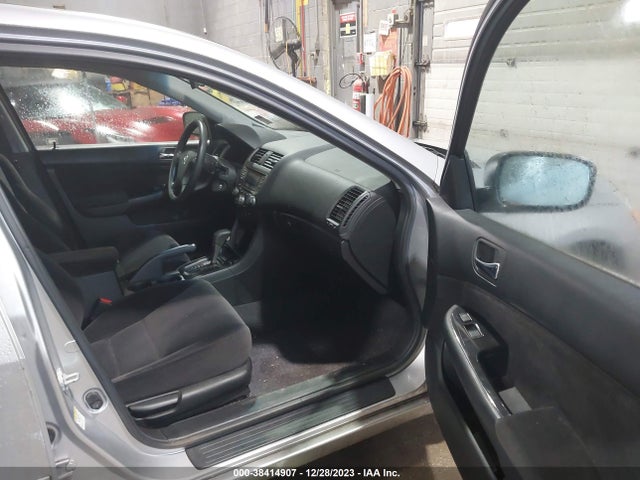 2007 HONDA ACCORD 2.4 SE VIN: JHMCM56387C012033