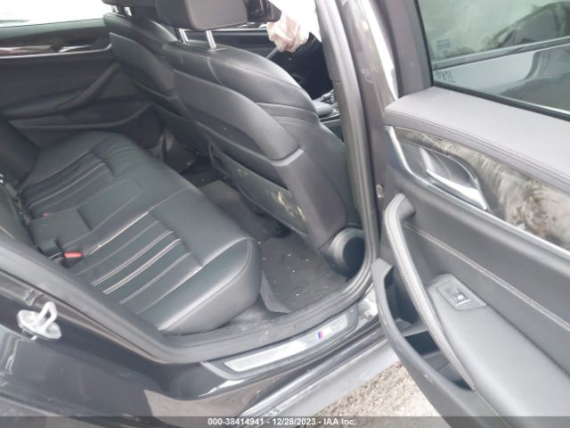 WBAJA9C5XJB033880 BMW 530e Iperformance