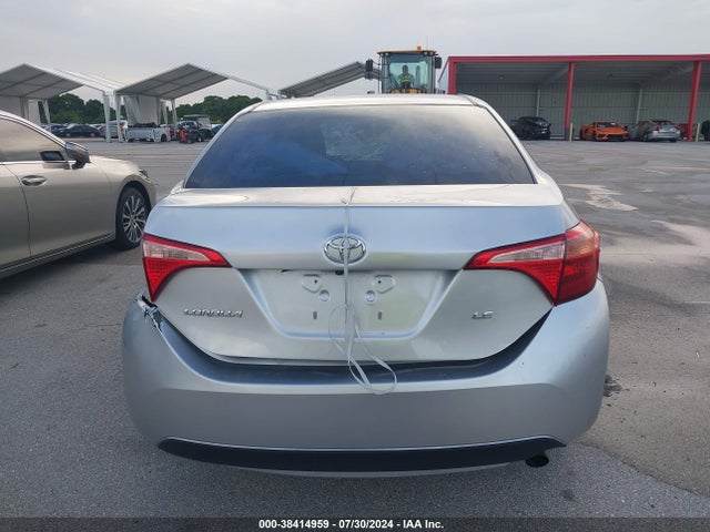 Toyota COROLLA LE 2017 5YFBURHE1HP677965 Image 17