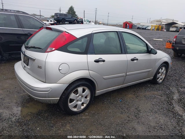 2002 FORD FOCUS ZX5 VIN: 3FAFP37382R172079