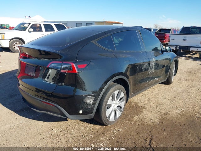7SAYGDEE9PA123348 Tesla Model Y