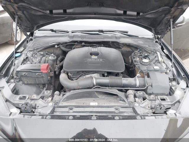 2017 JAGUAR XE SAJAD4BG7HA947246 Photo 9