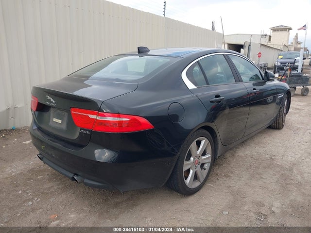 2017 JAGUAR XE SAJAD4BG7HA947246 Photo 3