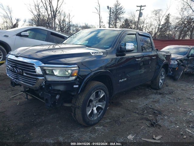 RAM 1500 Laramie  4x4 5'7 Box 2022 1C6SRFJT2NN367168 Image 2
