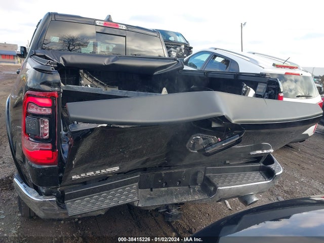 RAM 1500 Laramie  4x4 5'7 Box 2022 1C6SRFJT2NN367168 Image 6