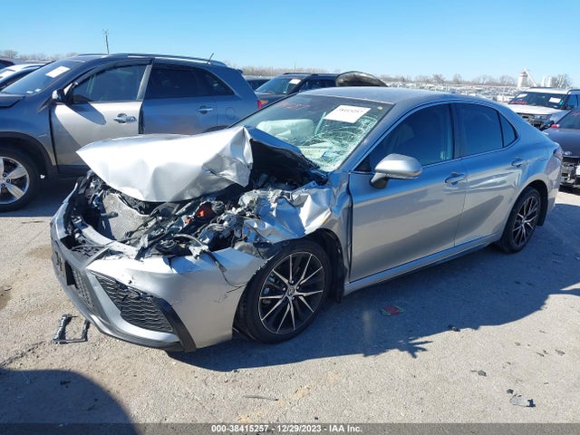 Toyota CAMRY SE 2023 4T1G11AK3PU747348 Image 2