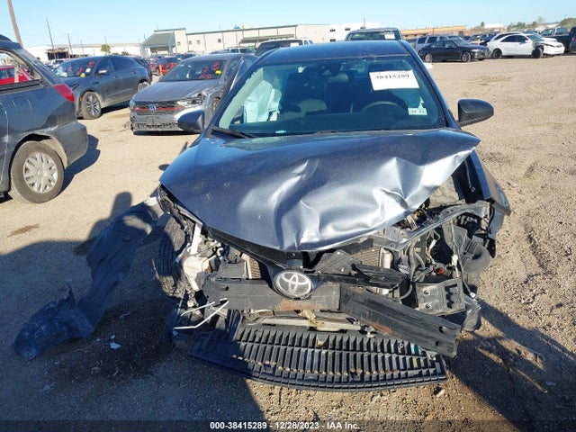 Toyota COROLLA LE 2018 2T1BURHE7JC035823 Image 12
