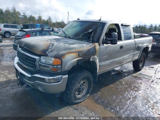 2004 GMC SIERRA 2500HD SLT VIN: 1GTHK29244E394818