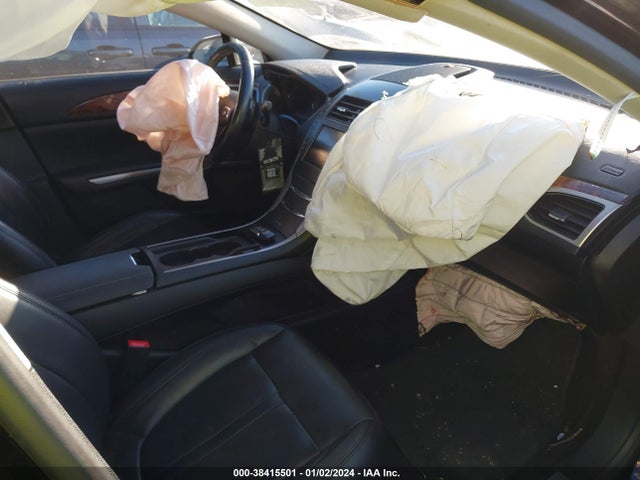 Lincoln MKZ 2016 3LN6L2J99GR615369 Image 5