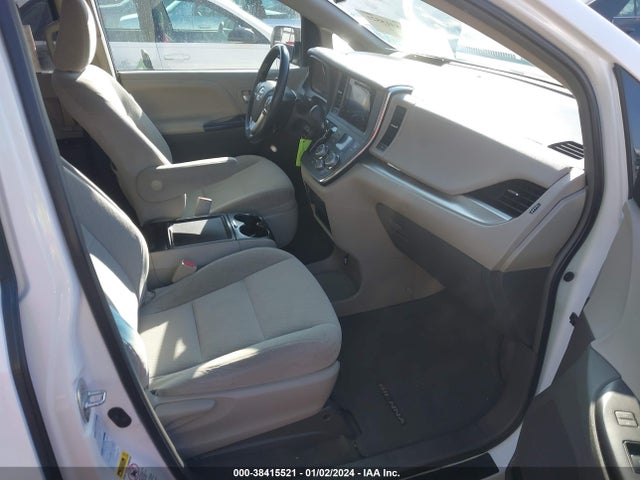 2015 TOYOTA SIENNA LE 7 PASSENGER VIN: 5TDJK3DC5FS127921