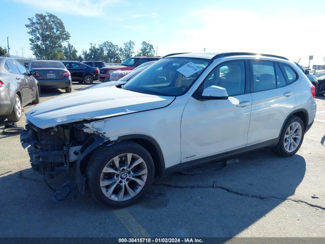 BMW X1 Xdrive28i 2014 WBAVL1C55EVY16994 Image 2