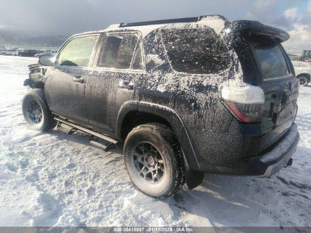 Toyota 4runner Trd Off Road 2022 JTEPU5JRXN6053205 Image 3