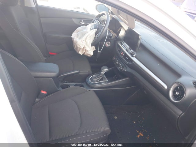Продажа на аукционе авто 2021 Kia Forte Lxs, vin: 3KPF24AD9ME290751, номер лота: 38416010