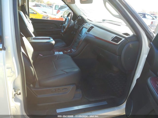 2007 CADILLAC ESCALADE EXT STANDARD VIN: 3GYFK62897G253621