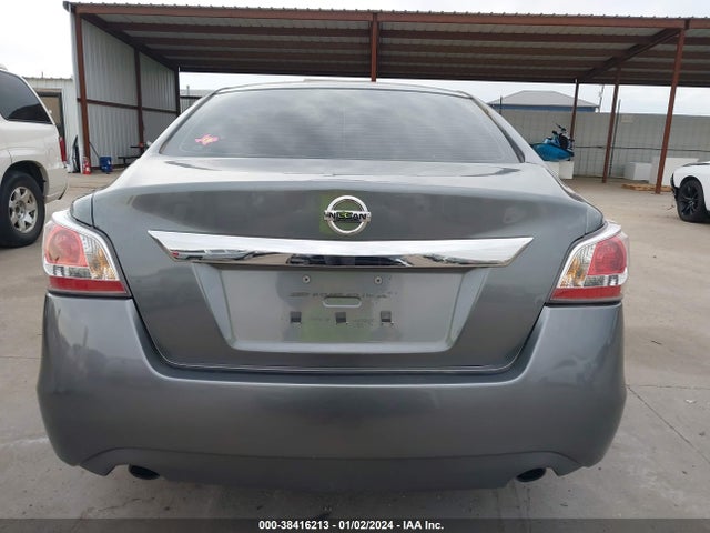Nissan Altima 2.5 S 2015 1N4AL3AP6FN312821 Image 17