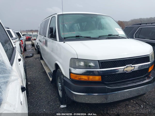 2014 1GAZGYFG3E1196435 main image