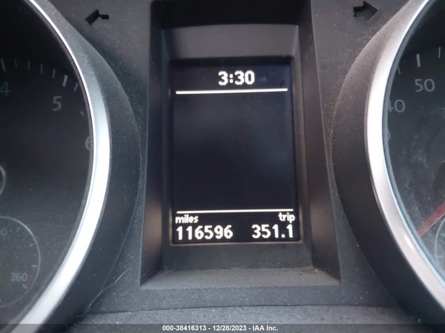 2010 VOLKSWAGEN GOLF 2-DOOR VIN: WVWAA7AJ0AW274136