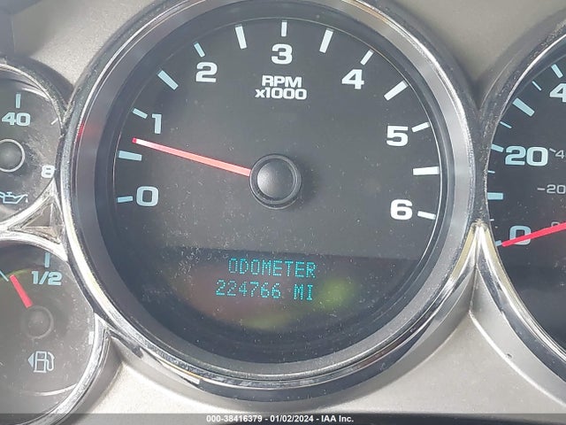 2008 CHEVROLET SILVERADO 1500 LT1 VIN: 2GCEC19J981147111