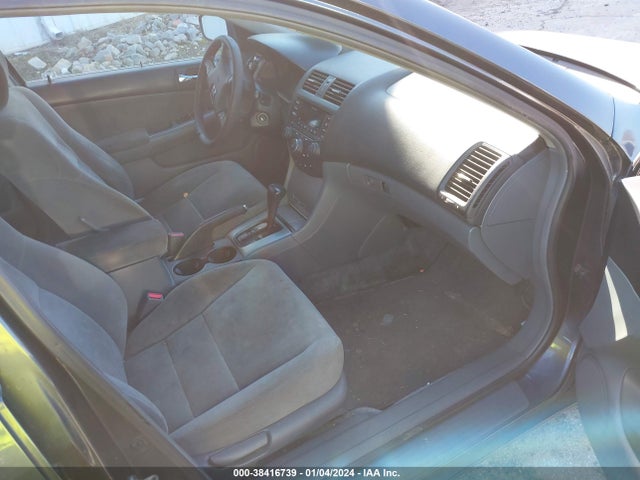2004 HONDA ACCORD 2.4 EX VIN: 1HGCM56624A054041