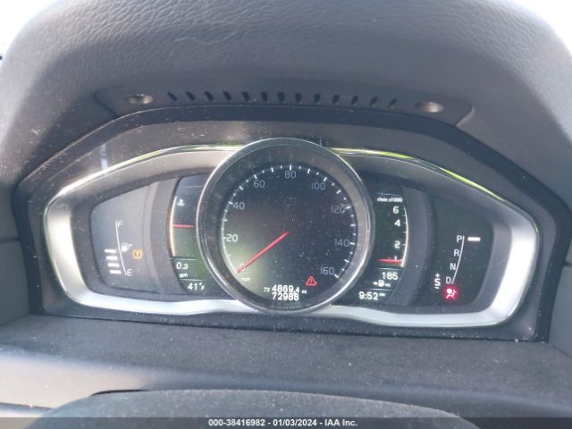 2016 VOLVO XC70 YV4612NK6G1237588 Photo 6