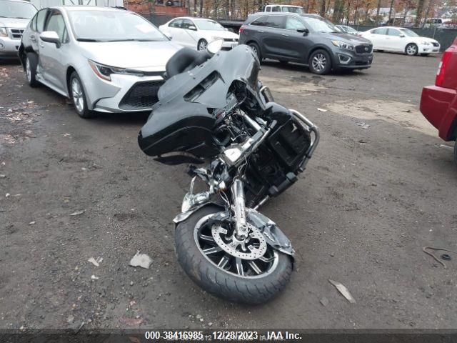 2015 HARLEY-DAVIDSON FLHTCU 1HD1FCM10FB624559 Photo 4