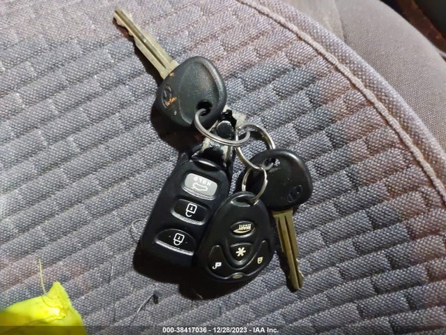 2014 HYUNDAI ELANTRA SE (ULSAN PLANT) VIN: KMHDH4AE4EU096481