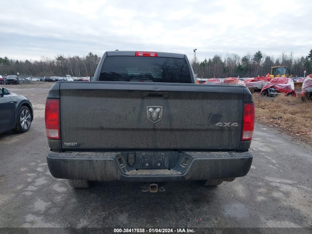 RAM 1500 Express Quad Cab 4x4 6'4 Box 2018 1C6RR7FT2JS256886 Image 16
