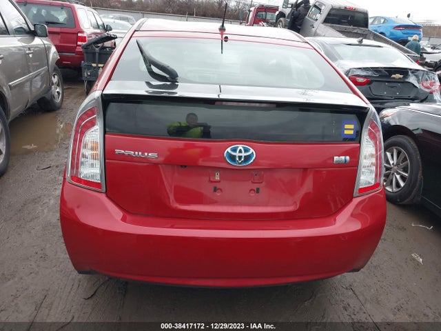2015 TOYOTA PRIUS TWO VIN: JTDKN3DU6F0450320