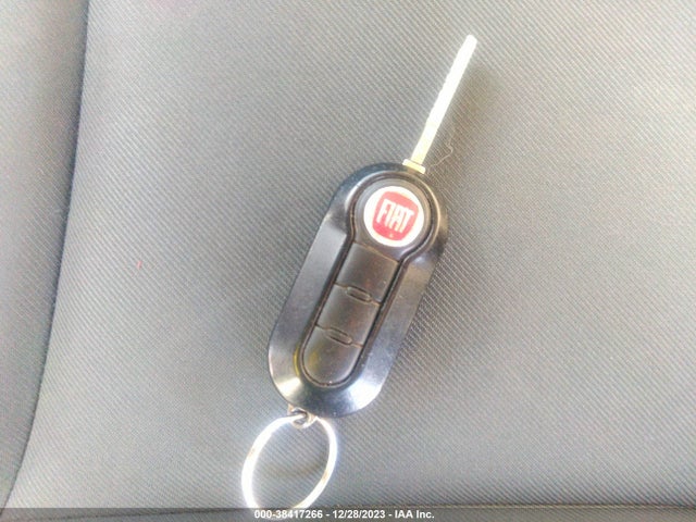 2012 FIAT 500 3C3CFFAR4CT363540 Photo 10