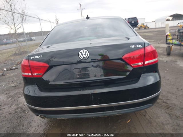 2014 VOLKSWAGEN PASSAT 1.8T SEL PREMIUM VIN: 1VWCT7A35EC010810