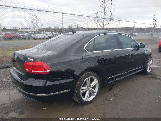 2014 VOLKSWAGEN PASSAT 1.8T SEL PREMIUM VIN: 1VWCT7A35EC010810
