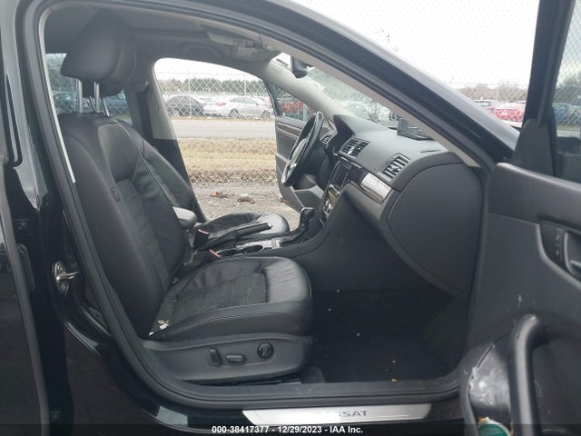 2014 VOLKSWAGEN PASSAT 1.8T SEL PREMIUM VIN: 1VWCT7A35EC010810