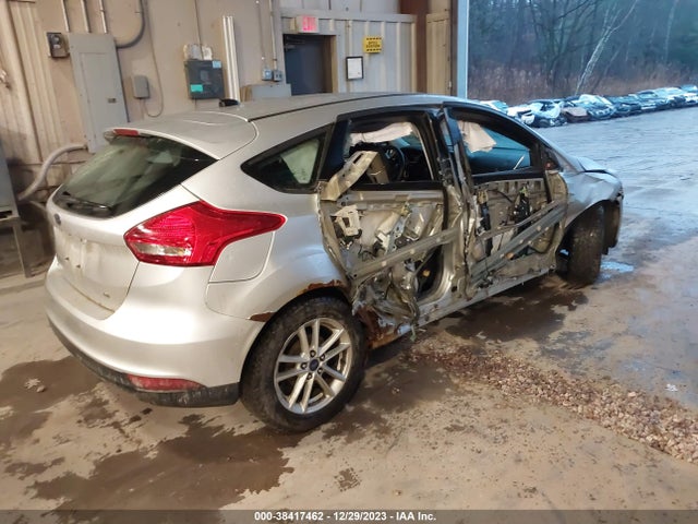 2017 FORD FOCUS SE VIN: 1FADP3K21HL215545