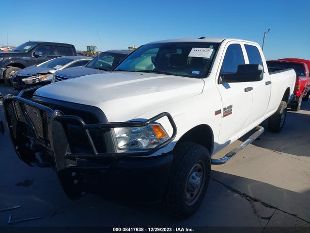 RAM 2500 Tradesman  4x4 8' Box 2018 3C6UR5HJ1JG125708 Image 2