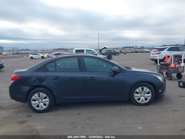 Chevrolet Cruze Ls Auto 2014 1G1PA5SH9E7444352 Image 13