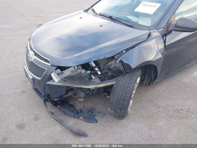 Chevrolet Cruze Ls Auto 2014 1G1PA5SH9E7444352 Image 6