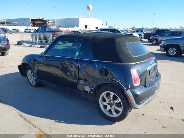 2006 MINI COOPER WMWRF33546TF64398 Photo 2