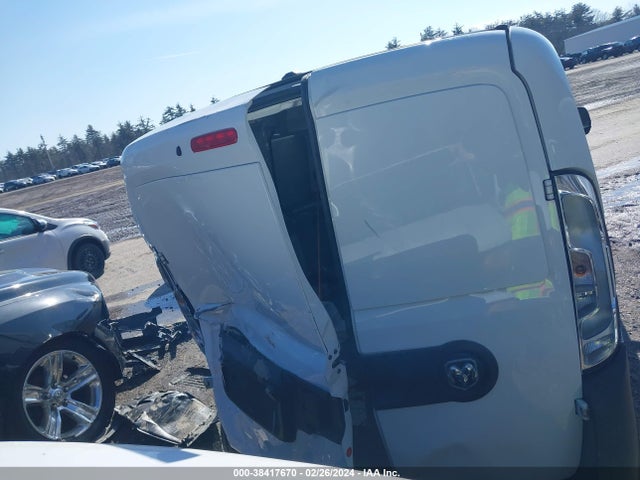 RAM Promaster City Tradesman 2018 ZFBERFAB0J6L38952 Image 17