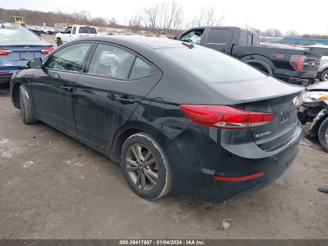 2018 HYUNDAI ELANTRA SEL VIN: 5NPD84LF1JH395246