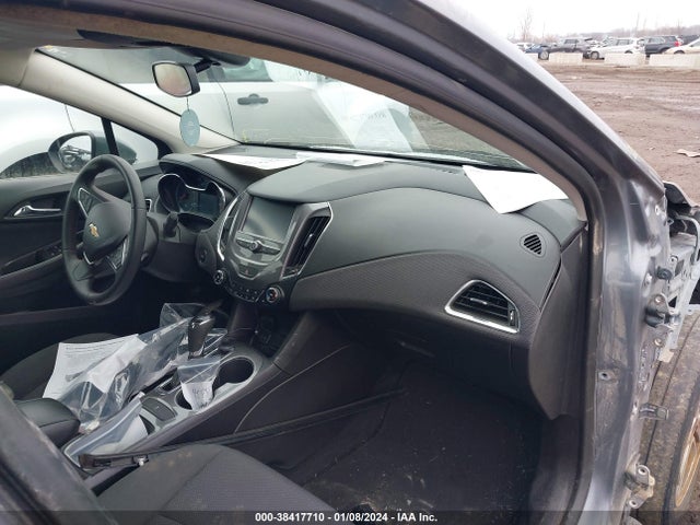Chevrolet Cruze Lt Auto 2018 1G1BE5SM8J7195046 Image 5