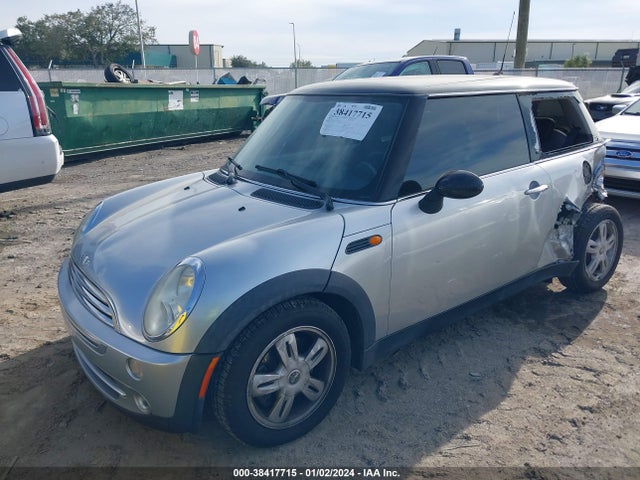 2006 MINI COOPER WMWRC33506TK72527 Photo 1