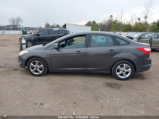 2014 FORD FOCUS SE VIN: 1FADP3F27EL446889