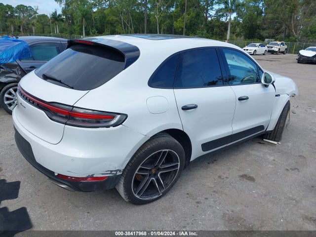 2020 PORSCHE MACAN WP1AA2A53LLB04331 Photo 3