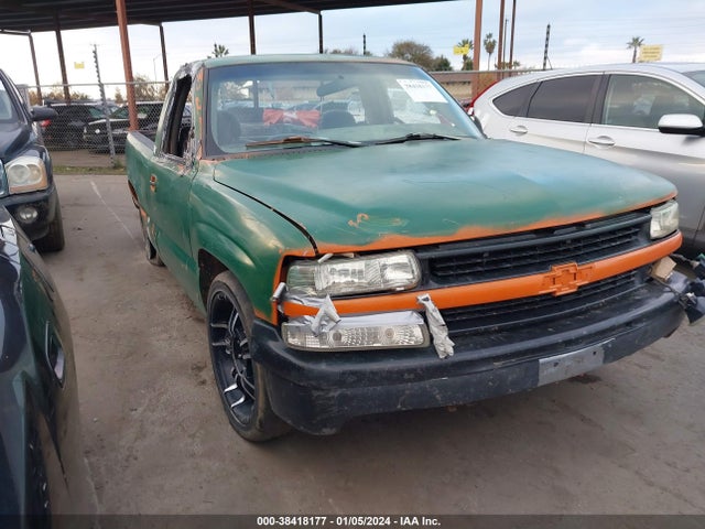 2000 CHEVROLET SILVERADO 1500 VIN: 1GCEC14VXYE134134