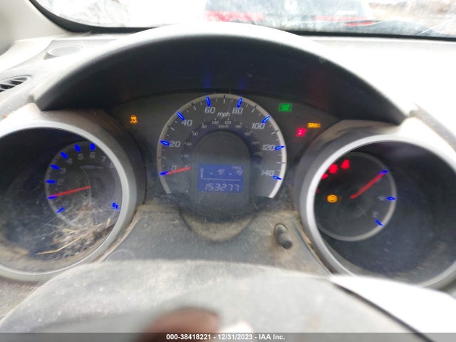 2013 HONDA FIT VIN: JHMGE8H33DC032473